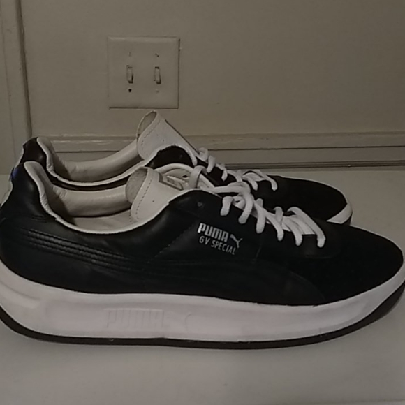 Puma - Picture 2 of 3